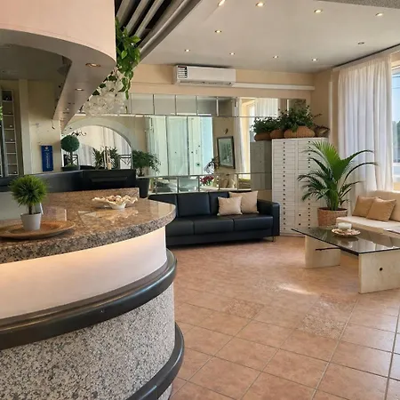 Aegli Hotel 2*