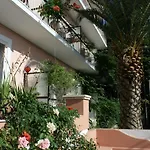 Aegli Hotel