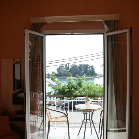 Aegli 2* Perama (Corfu)