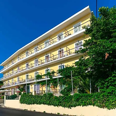 Hotel Aegli 2*