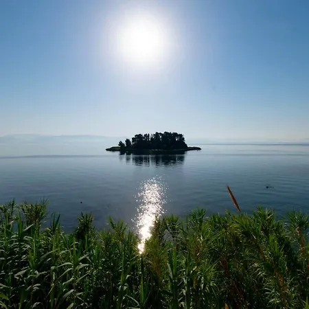 αίγλη Πέραμα