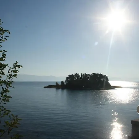 Aegli 2* Perama (Corfu)