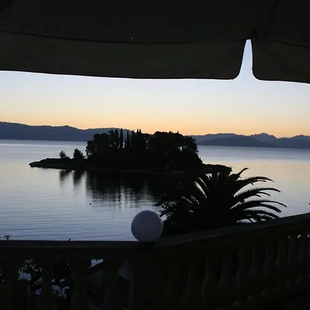 Aegli Hotel 2*