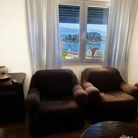 Aegli Hotel Perama